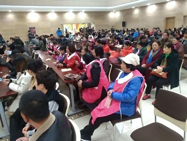 保姆一般分幾種類型（保姆種類及相應(yīng)工作內(nèi)容）